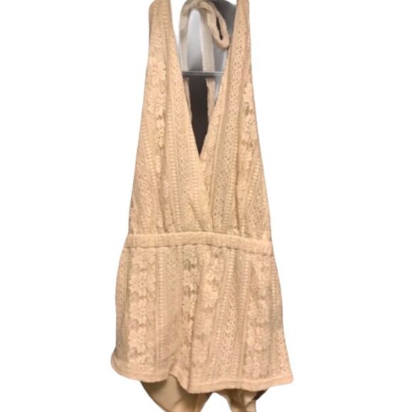 Stella Laguna‎ Beach Halter Shorts Romper - Picture 1 of 9